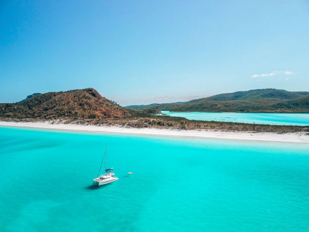 Cruise out to the famous whitehaven beach, walk to hill inlet, . Whitsunday Islands